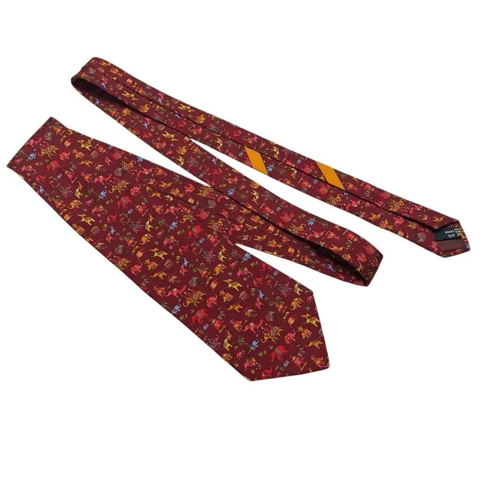 Salvatore Ferragamo Tie Mens Burgundy 100% Silk Made in Italy Novelty Elephants